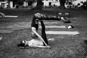 acro yoga détente équilibre
